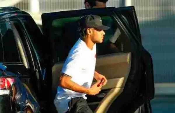 Transfer News!! PSG Star Neymar Eyeing Move To The Premier League